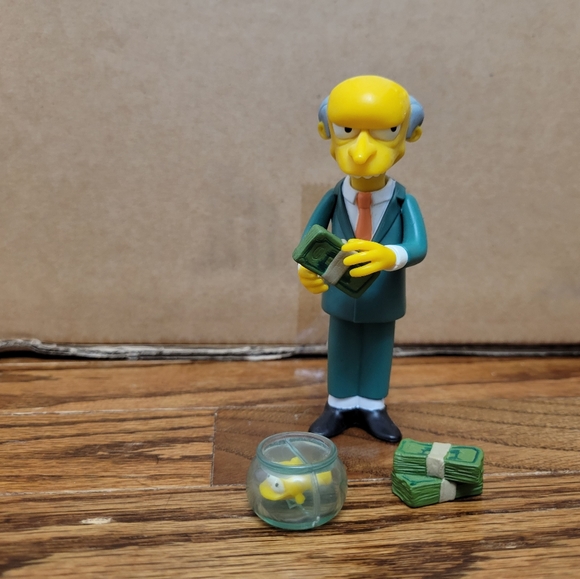 The Simpsons interactive characters - Picture 2 of 9